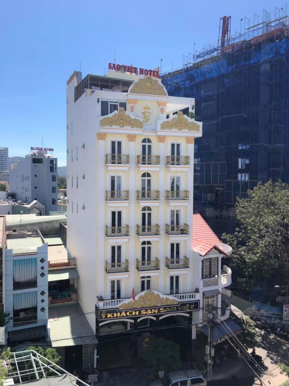 Khach San Sao Viet Hotel กวีเญิน ภายนอก รูปภาพ
