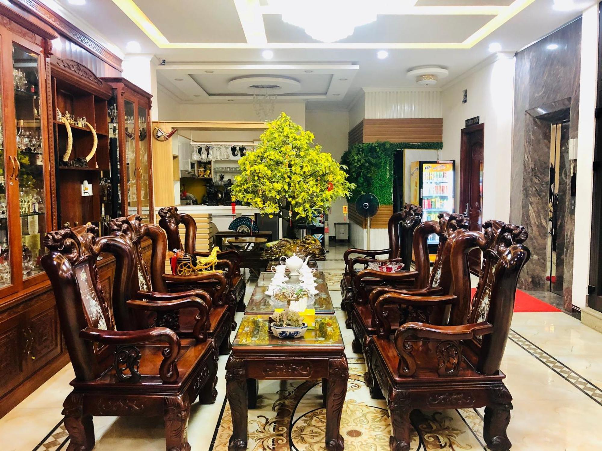 Khach San Sao Viet Hotel กวีเญิน ภายนอก รูปภาพ