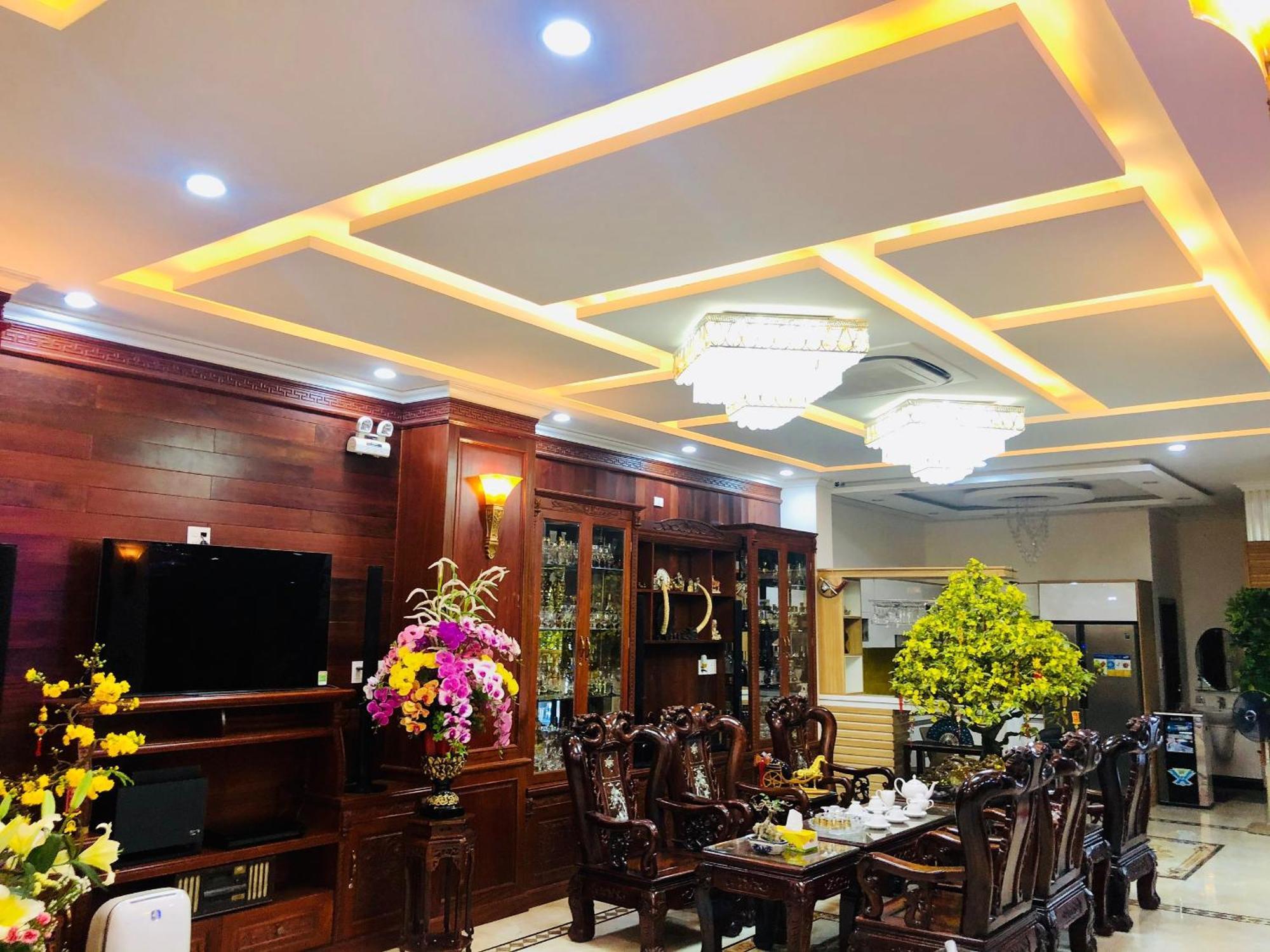 Khach San Sao Viet Hotel กวีเญิน ภายนอก รูปภาพ